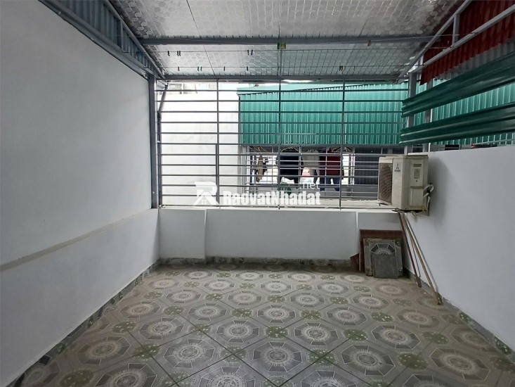 BÁN NHÀ PHÚC LỢI 5 TẦNG 3 NGỦ MẶT TIỀN 5M Ô TÔ GẦN 5,9 TỶ